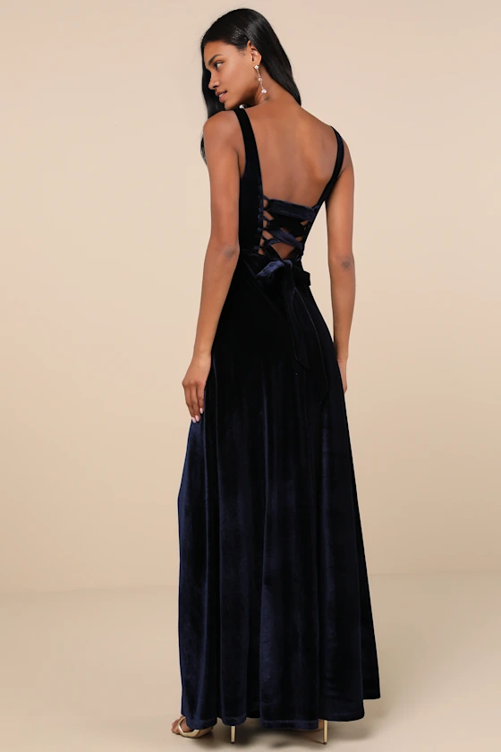 Weitese Formal Women's Dresses Graceful Navy Blue Velvet Square Neck Lace-Up Slit Maxi Dress Prom Dress Stores